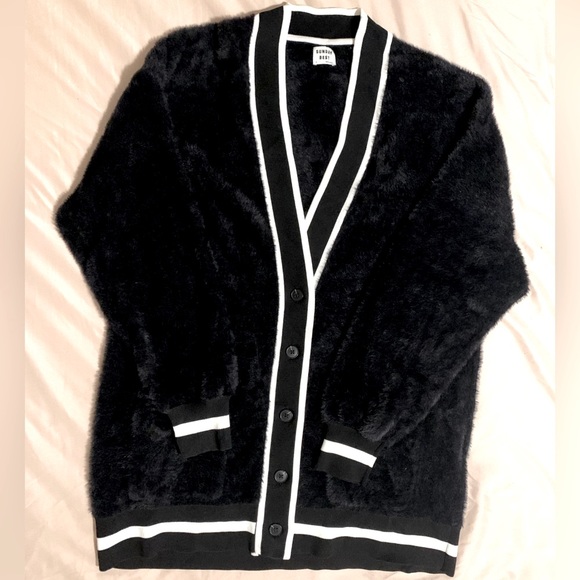 Aritzia Sunday Best Katie Kitten Cardigan - Picture 1 of 8